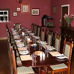 Bed & Breakfast The Manor 4*