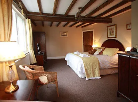 The Manor 4*