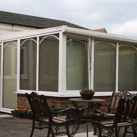 The Manor ベッド・アンド・ブレックファスト 4*